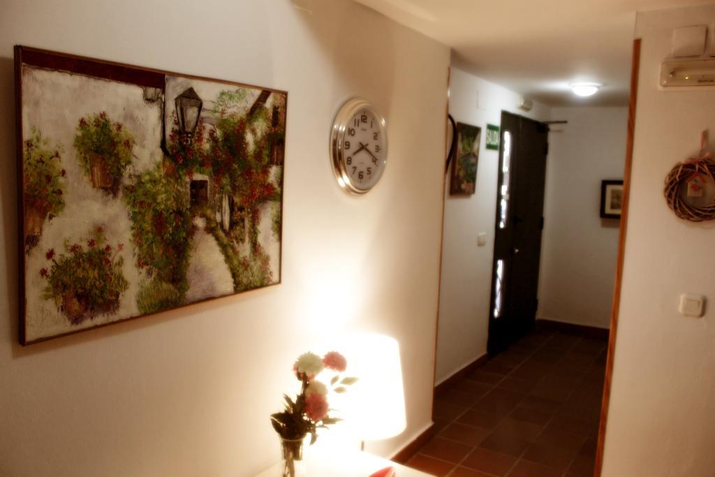 Hostal Plaza De Italia Caces Εξωτερικό φωτογραφία
